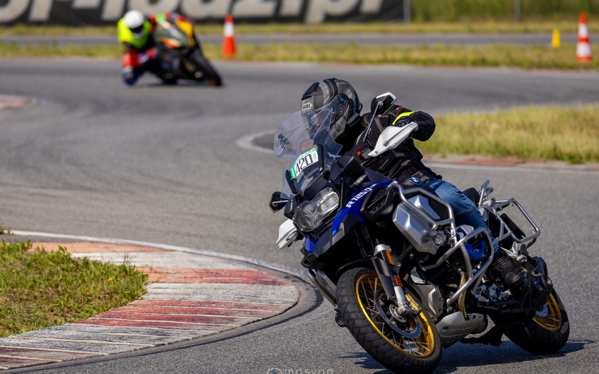 Bilety na Pirelli Track Day 2025 już w sprzedaży. Jak się przygotować na imprezę?