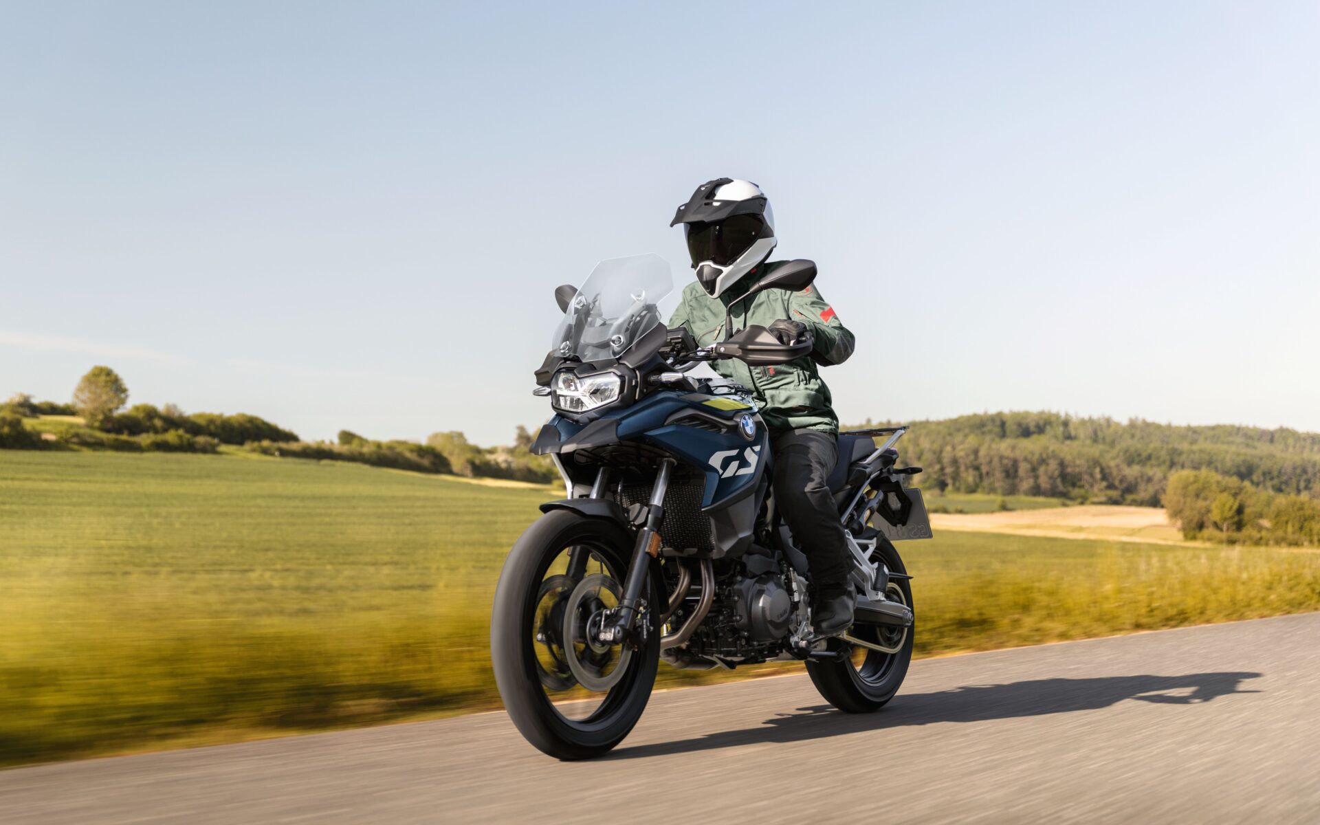Jestem wysokim motocyklistą. Wydałem 200 zł i niewiarygodnie poprawiłem komfort jazdy motocyklem