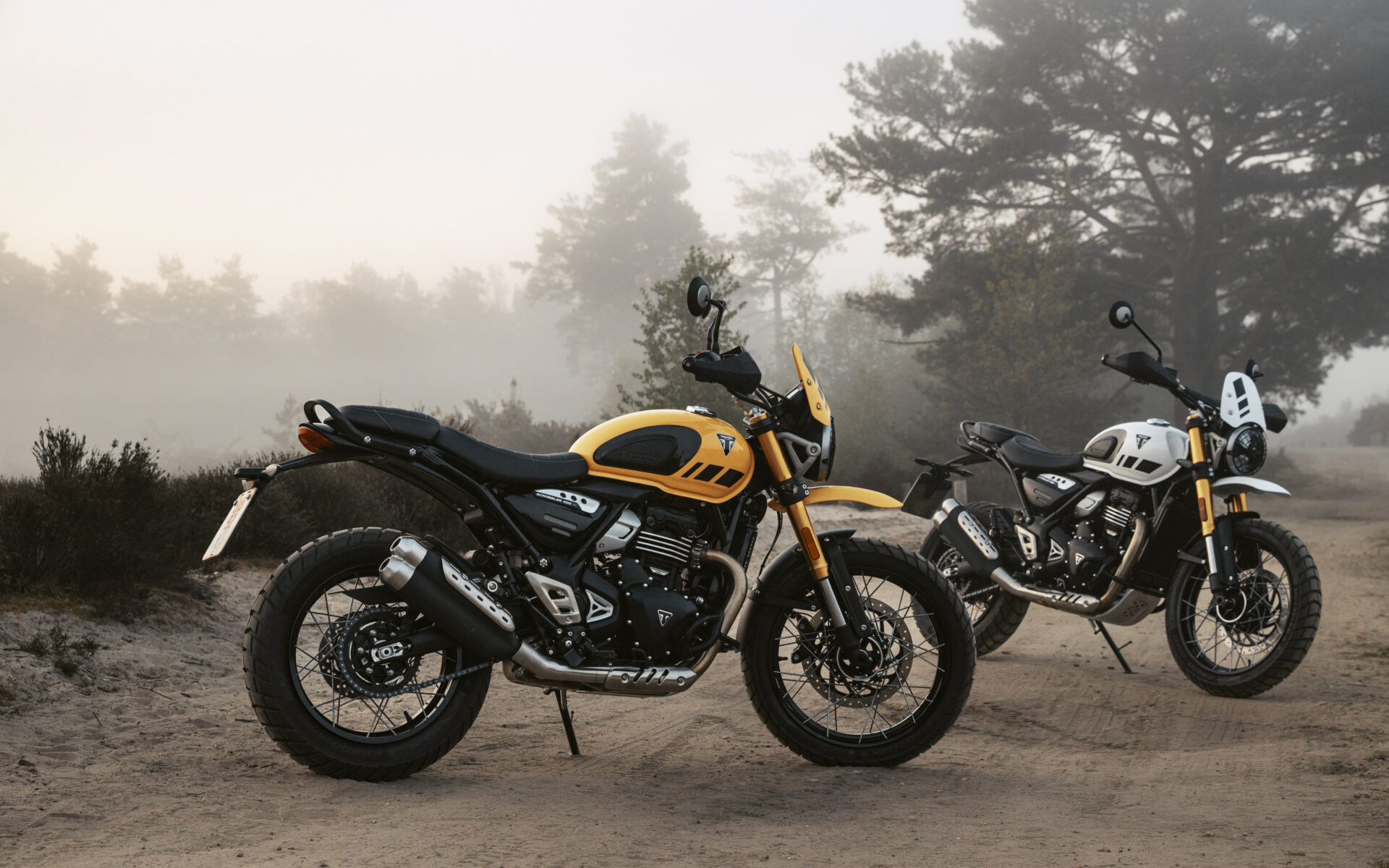 Triumph prezentuje Scramblera 400 XC – nowy gracz w klasie 400 cm³