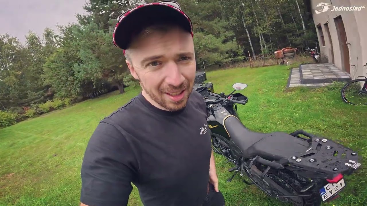 Dezodorant, zapalniczka i opona założona. Ten sposób uratuje ci skórę na wyjeździe motocyklowym [PORADNIK]