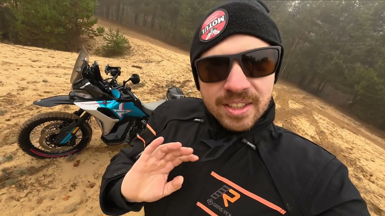 Najlepszy chiński adventure? CFMoto 800 MT-X ma szansę na ten tytuł [VIDEO]