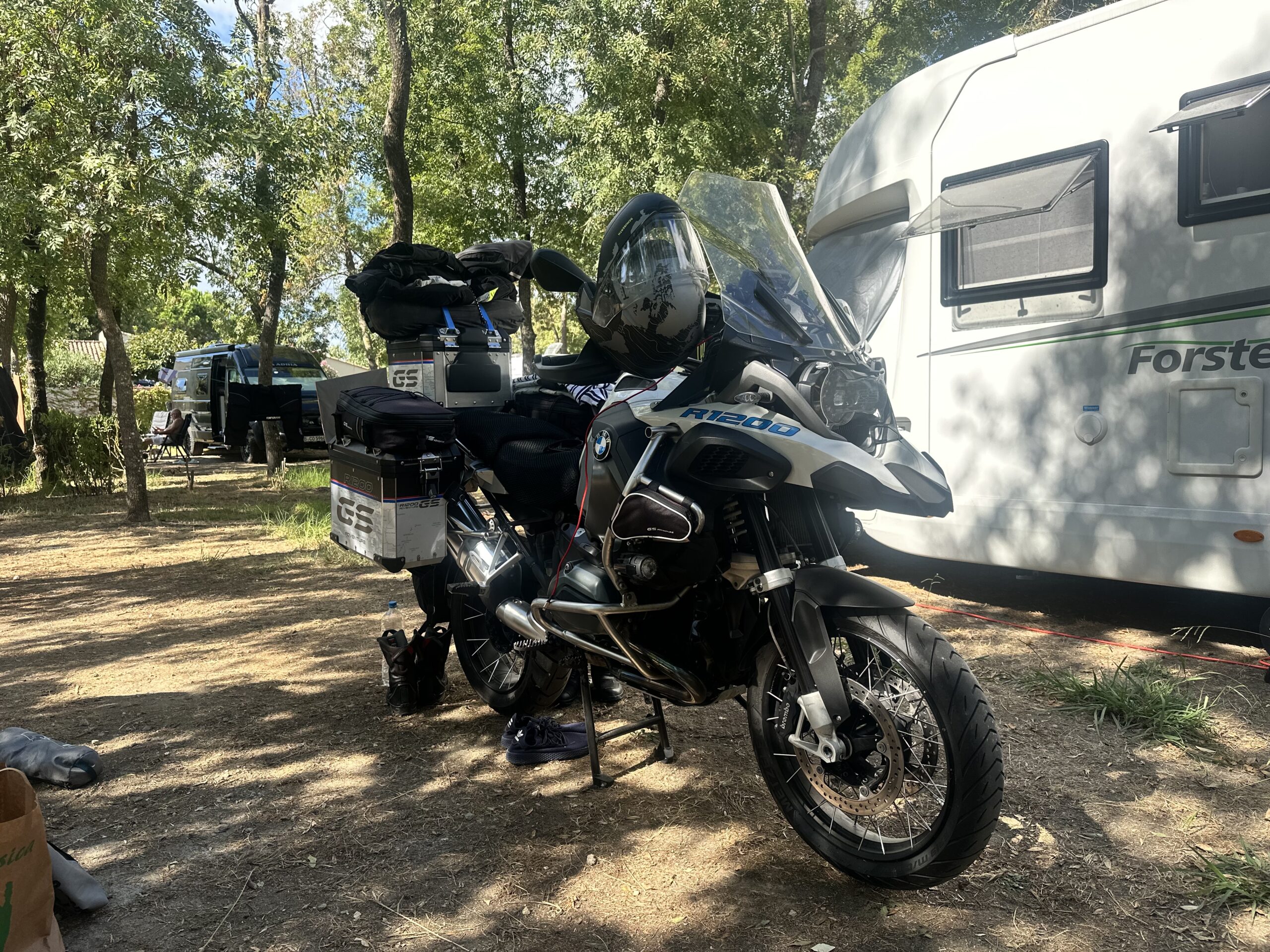 Wrzucił do kurtki motocyklowej gadżet za 200 zł. Uratował mu życie już kilka razy
