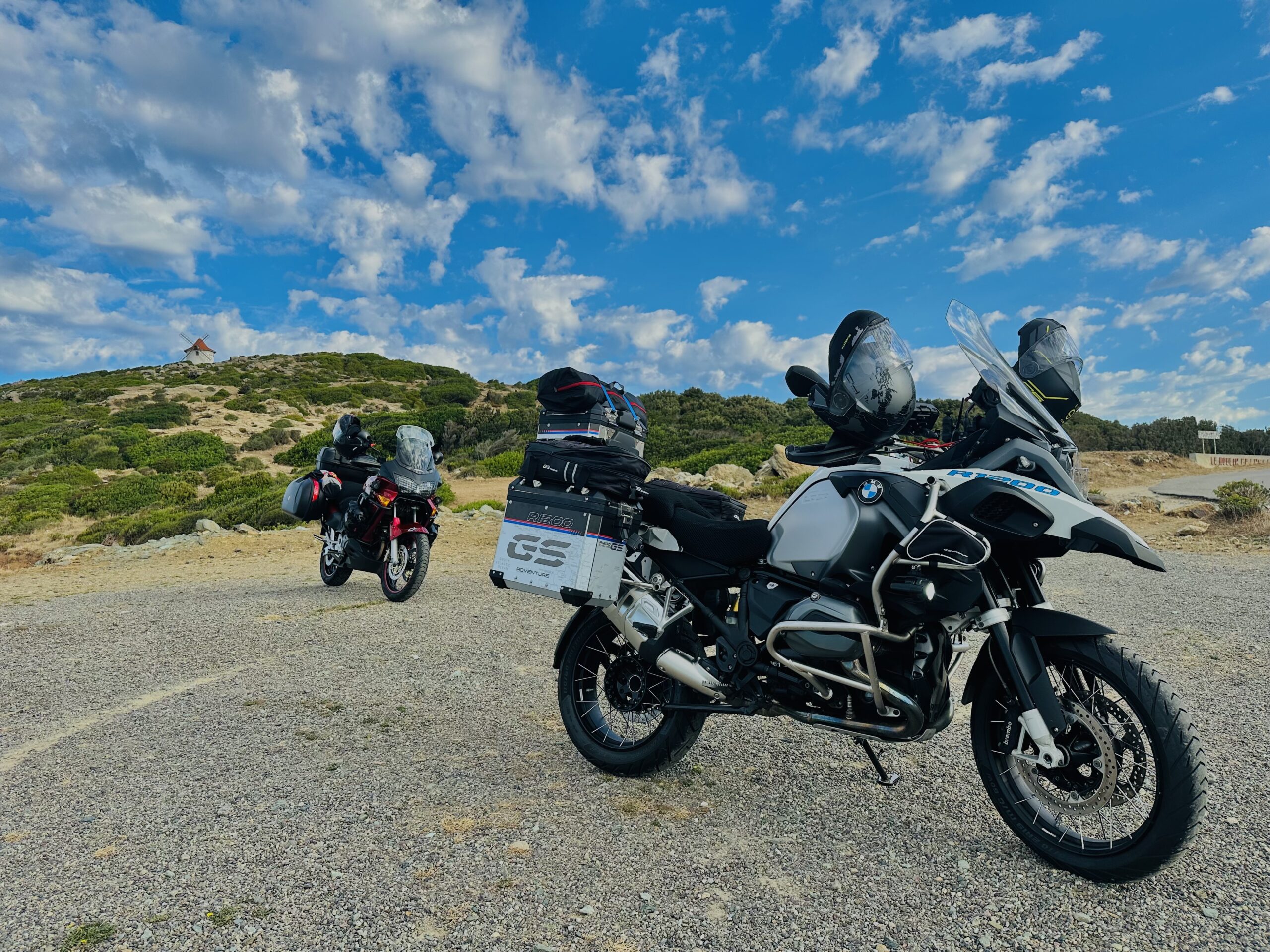 10 rzeczy, które uratują z opresji na wyprawie motocyklowej. Pożałujesz, jak ich nie zabierzesz