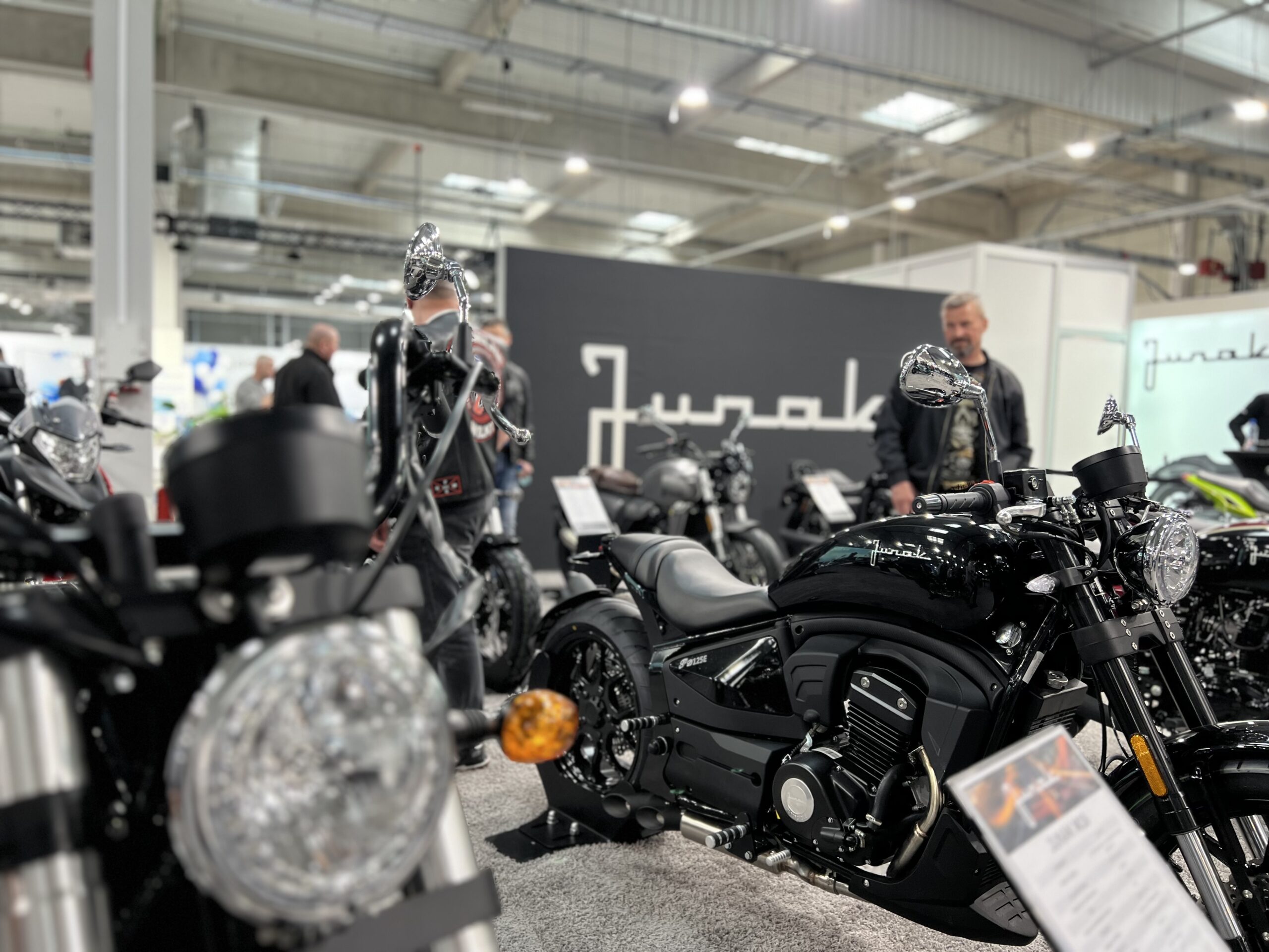 Startujemy już w ten piątek! Junak i Zontes na Warsaw Motorcycle Show 2026