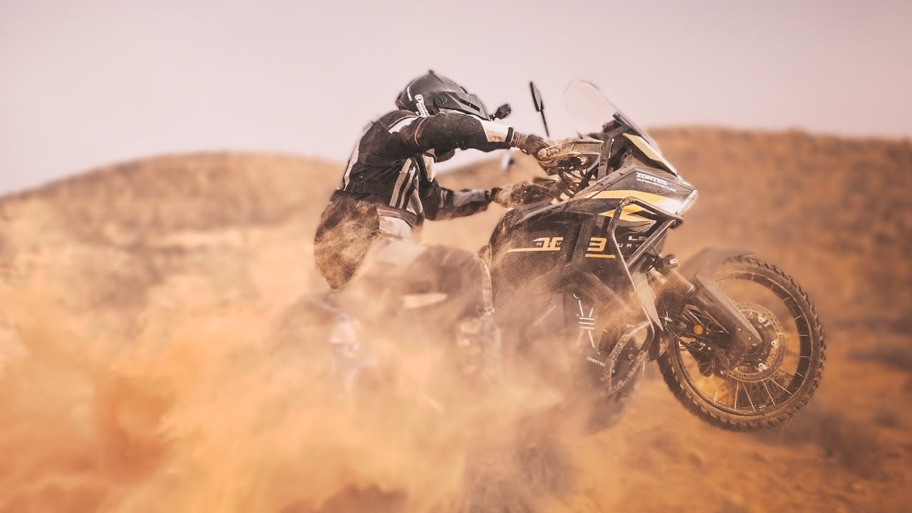 Sahara to brutalny test motocykli. Zontes 703F stanął do próby