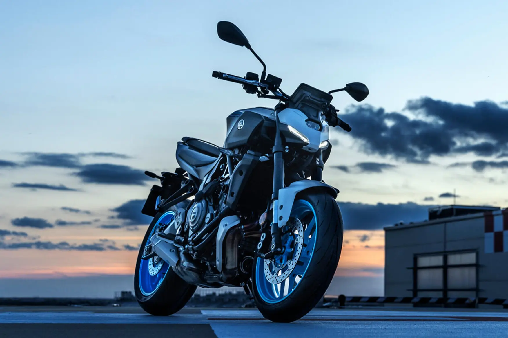 Czy doskonałość można poprawić? Drobne zmiany, które uczyniłyby motocykl Yamaha MT-07 jeszcze lepszym
