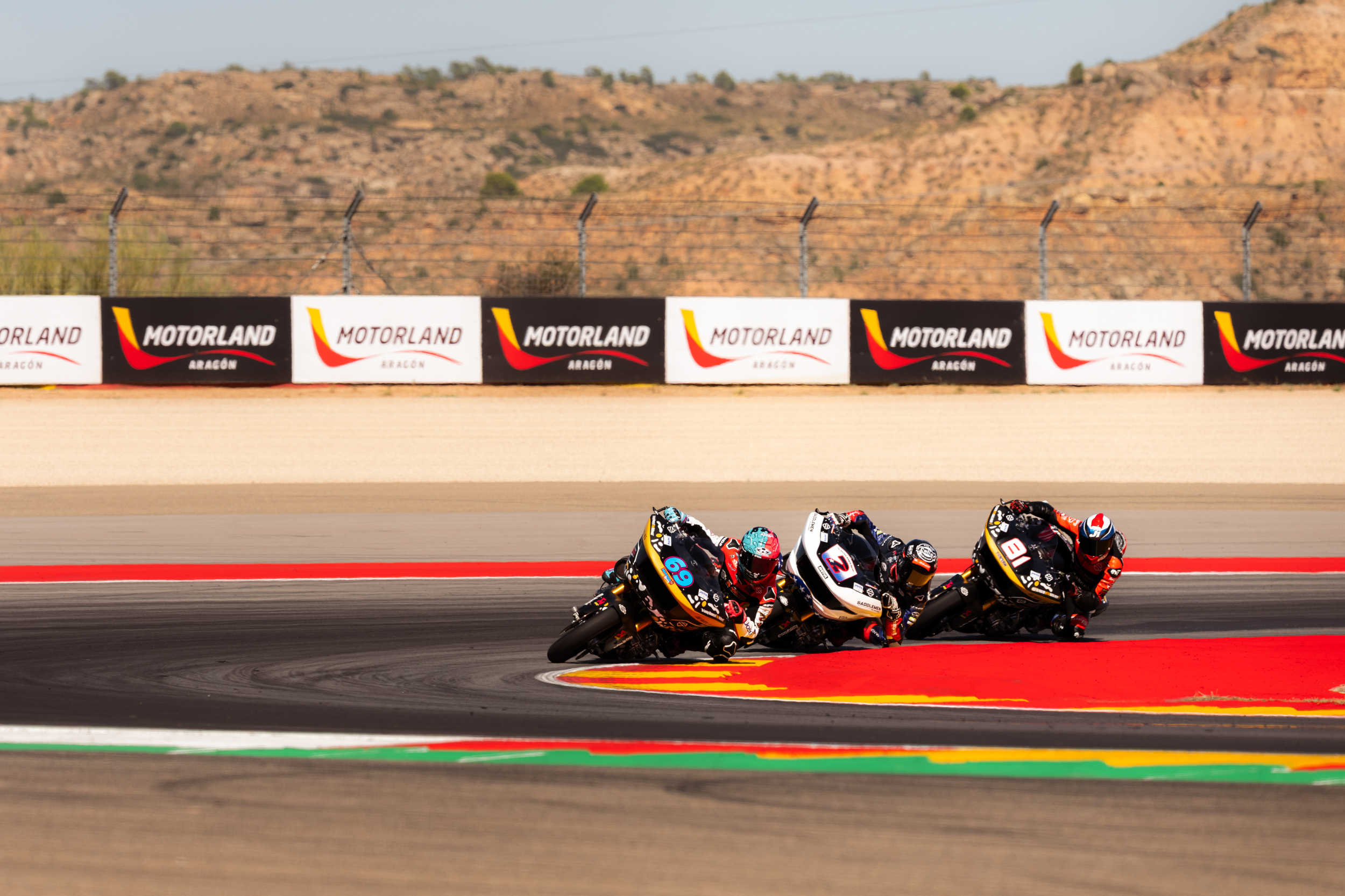 ANDREA IANNONE ZDOMINOWAŁ RUNDĘ FIM HARLEY-DAVIDSON BAGGER WORLD CUP W ARAGONII